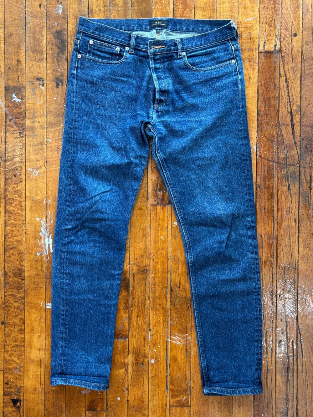APC PETIT NEW STANDARD JEANS / MENS SIZE 33 / Hemmed Inseam 30in